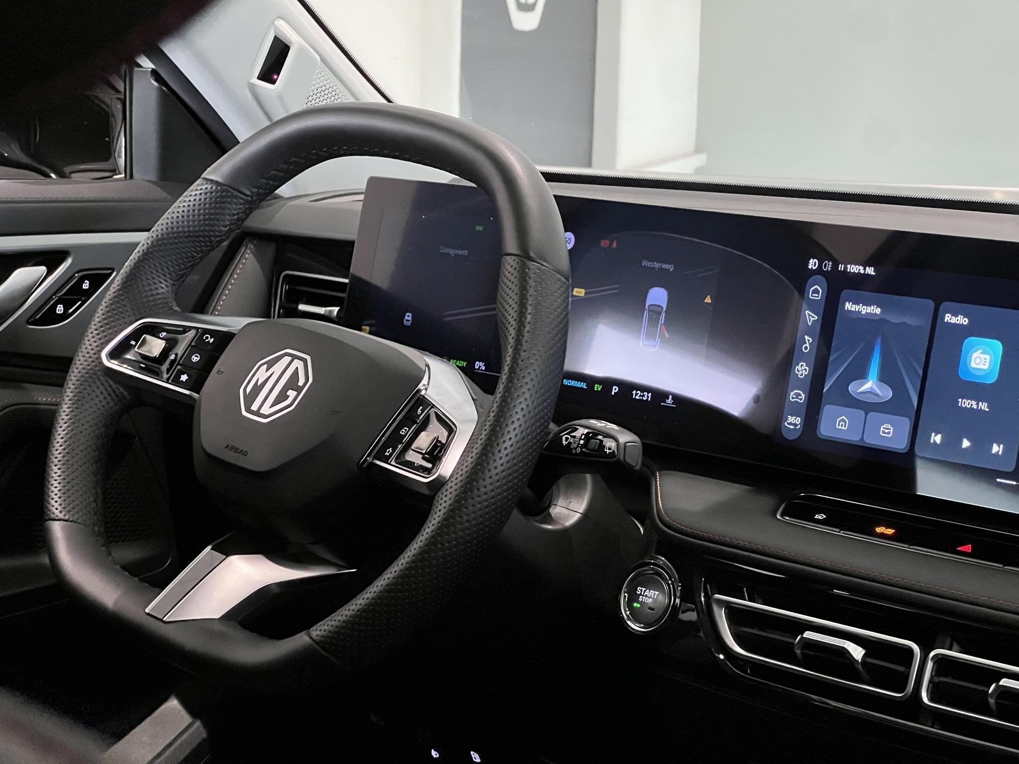 MG HS 1.5 PHEV Luxury | 100km Electrisch | Navi | CarPlay |, Auto's, 12 maanden, Stof, 4 cilinders, Plug-in hybride