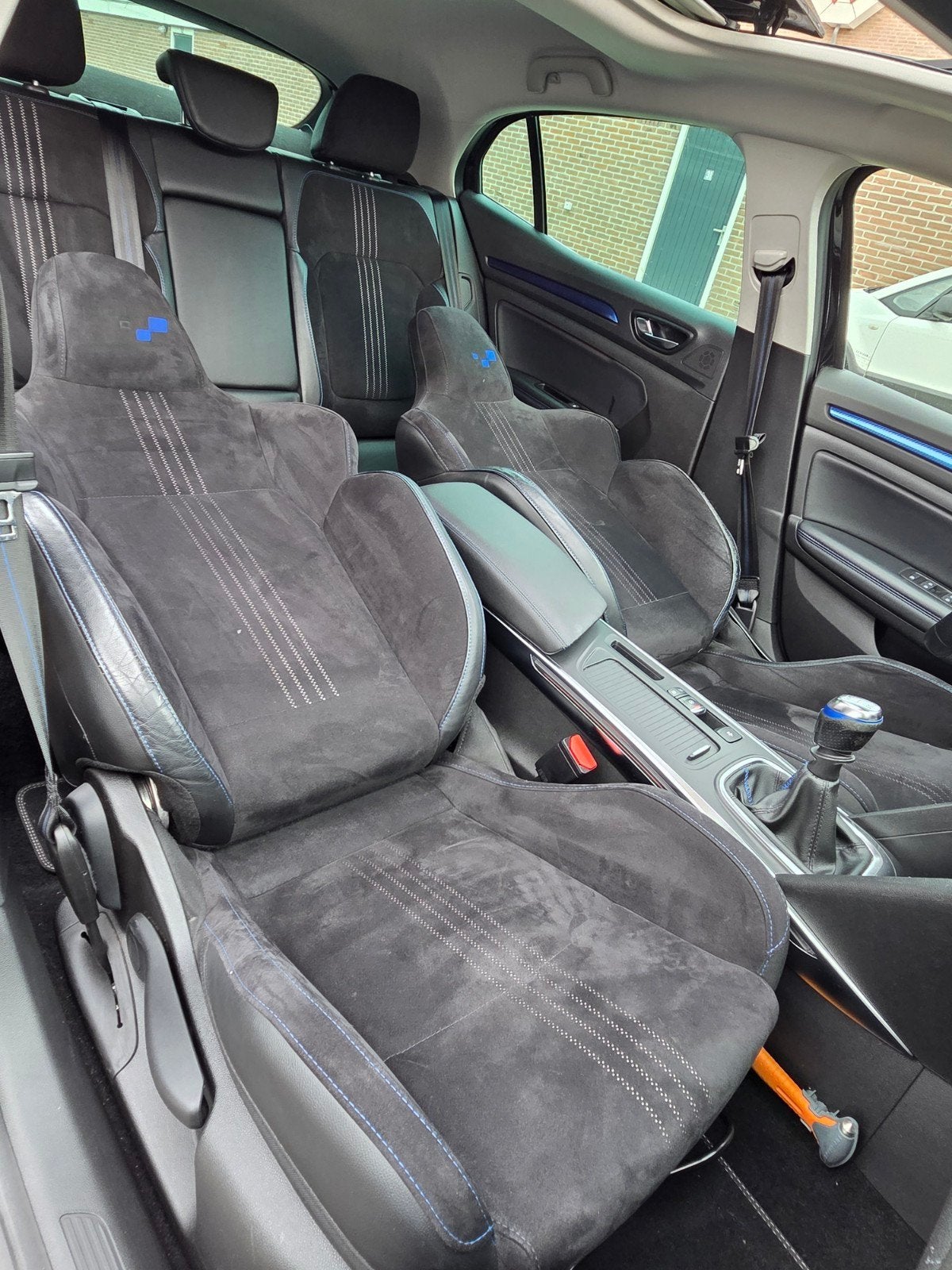 Foto 16 van Renault Mégane 1.2 16V 97KW HB 2017 Zwart