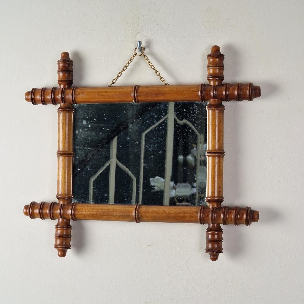 Vintage rechthoekige houten "faux bamboo" spiegel, Ophalen of Verzenden, Rechthoekig, Minder dan 50 cm, Minder dan 100 cm
