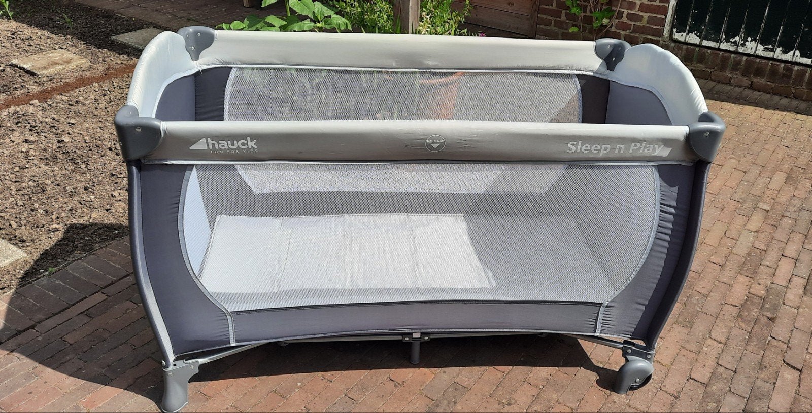 Campingbedje Hauck Sleep N Play 120x60 met Jollein muggennet, Ophalen, Zo goed als nieuw, Reisbedje