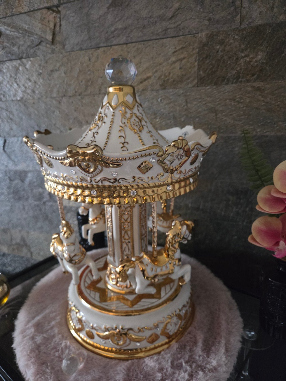 capodimonte carrousel, Ophalen