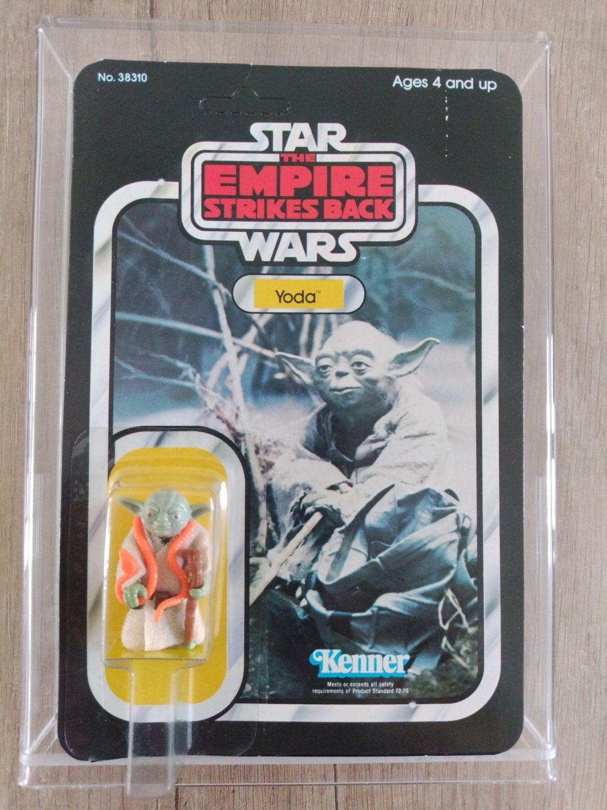 Star Wars vintage 1980 Yoda ESB 32 Back Moc, Ophalen of Verzenden, Nieuw, Actiefiguurtje