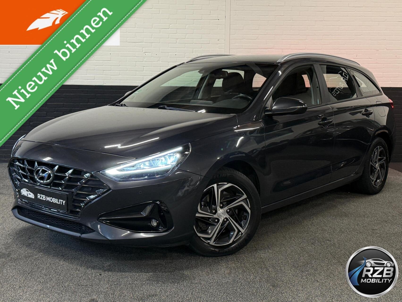 Hyundai i30 Wagon 1.0 T-GDi MHEV Comfort Smart | Trekhaak |, Dealer onderhouden, Gebruikt, 3 cilinders, Verwarmde buitenspiegels