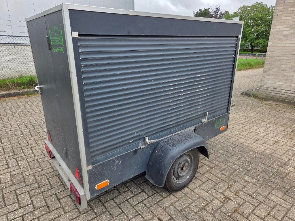 Foto 3 van Gereedschapswagen, gesloten aanhanger