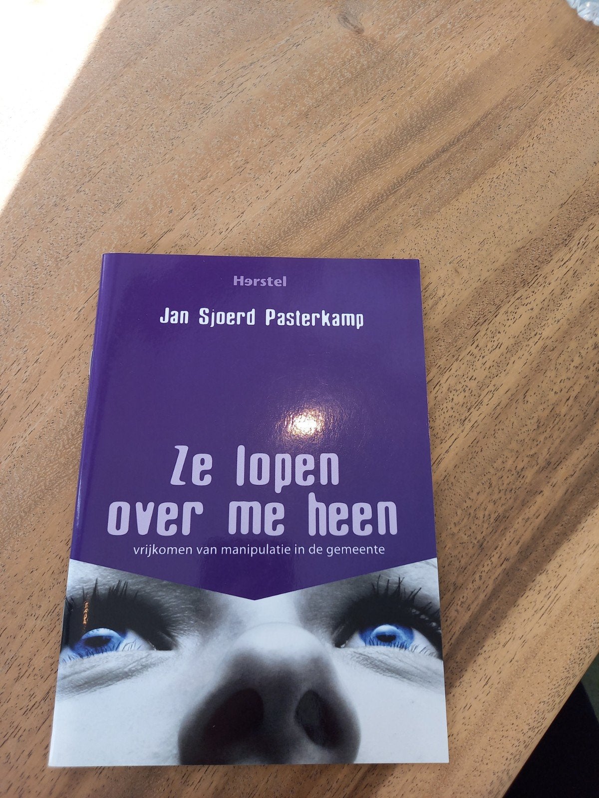 Jan Sjoerd Pasterkamp - Ze lopen over me heen, Boeken, Godsdienst en Theologie, Verzenden, Nieuw