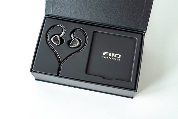 Fiio FH 19 IEM (mei-2026 met bon zgan in doos)