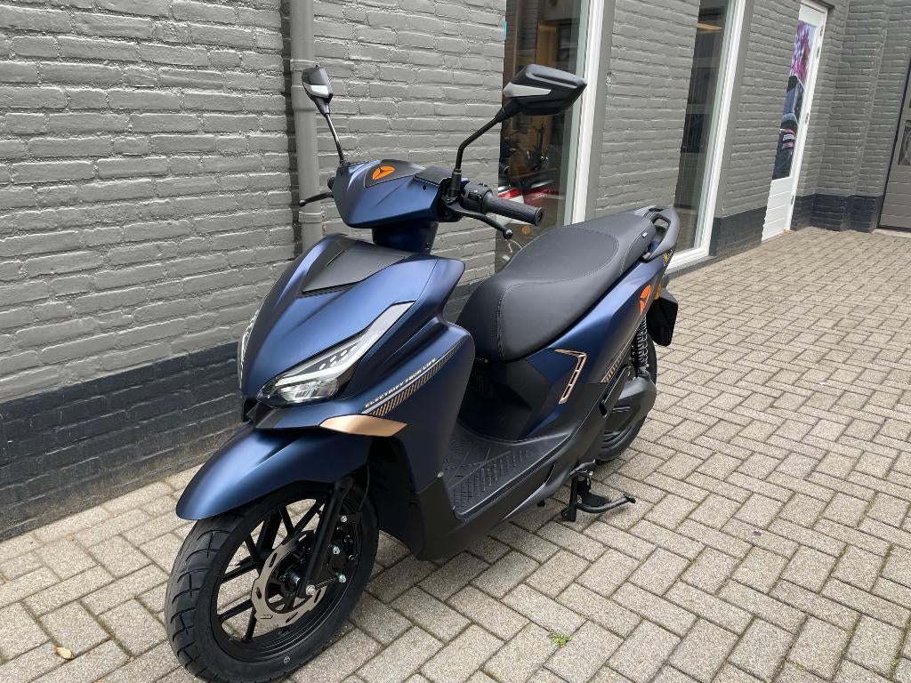 Yadea Velax Elektrische Scooter, Ophalen, Nieuw, Elektrisch
