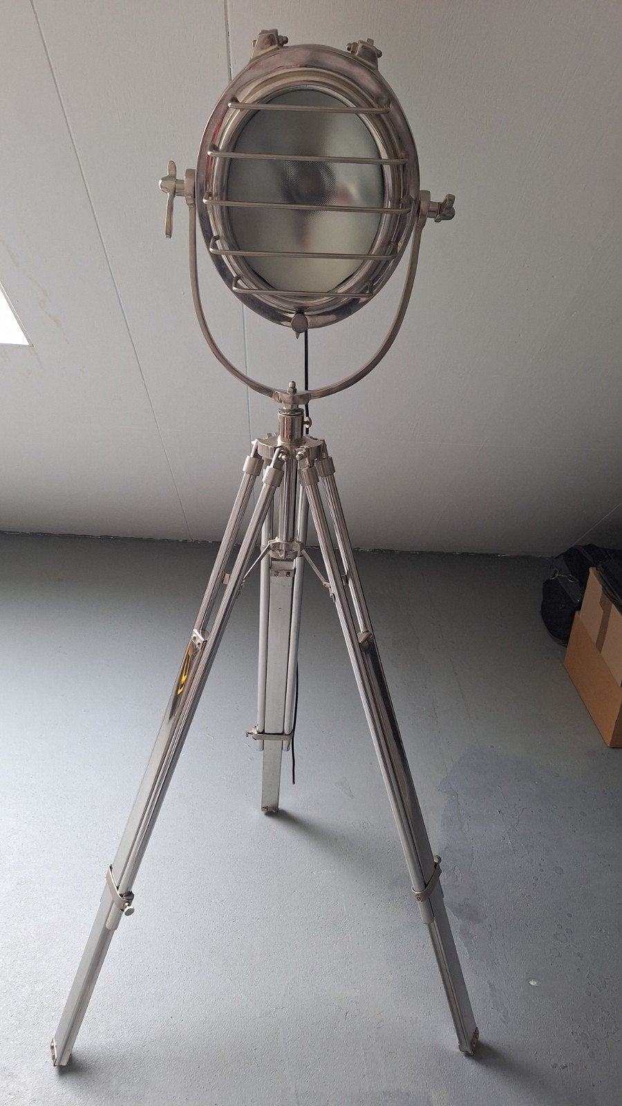 Vintage Maritieme Zoeklicht Vloerlamp op Statief, Ophalen, Gebruikt, Industrieel, Maritiem, Vintage, E27 (groot)