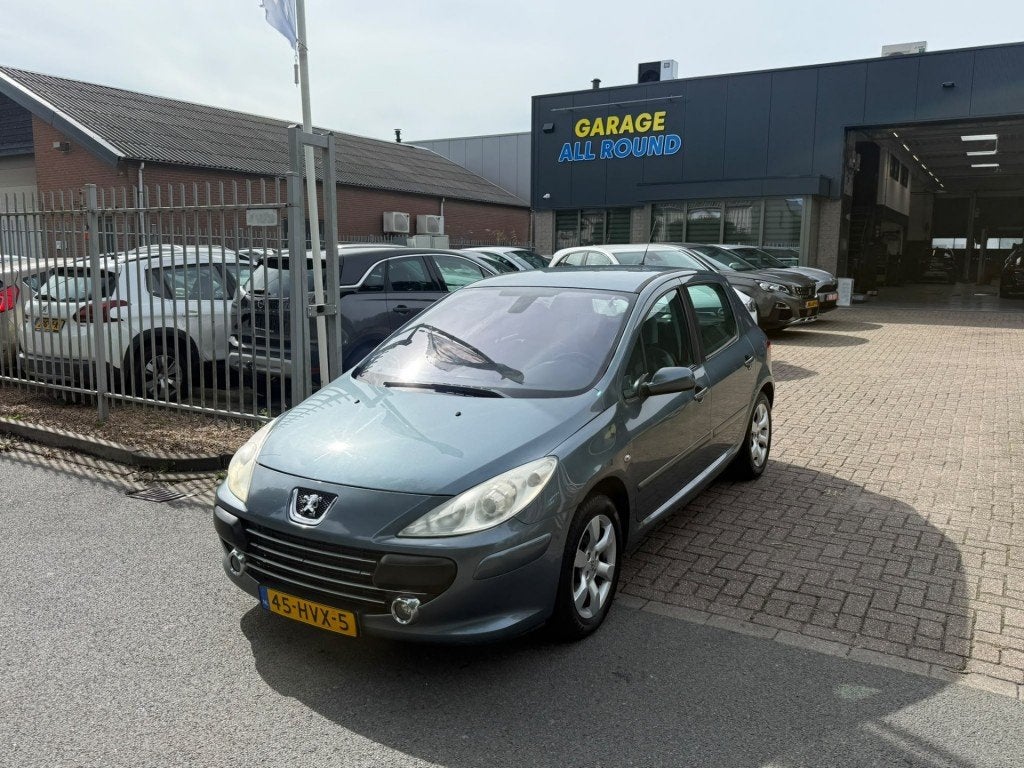 Peugeot 307 2.0-1.6 XT/Automaat /cruise/Airco (ECC)/trekhaak, Gebruikt, 4 cilinders, 1470 kg, Bedrijf