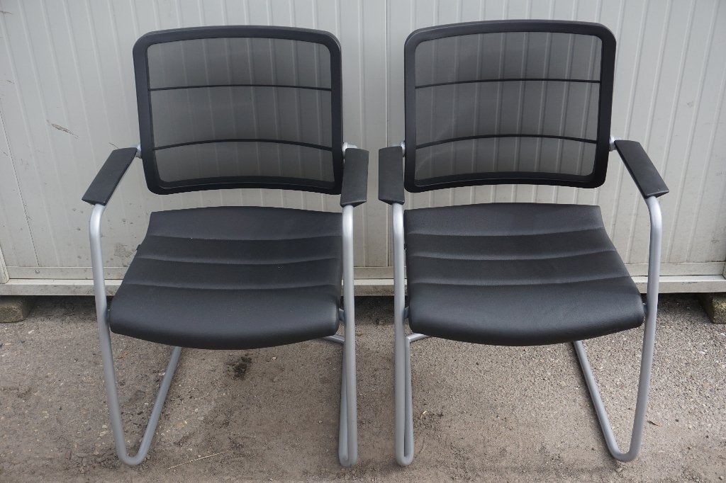 Interstuhl airpad bezoekersstoel kantinestoel vergaderstoel, Ophalen, Gebruikt, Zwart, Twee