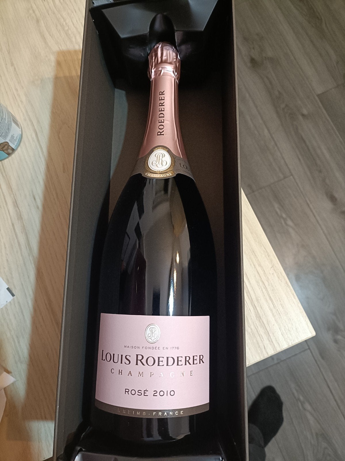 Louis Roederer Champagne Rosé 2010 in geschenkdoos, Verzamelen, Ophalen of Verzenden, Nieuw, Frankrijk, Champagne
