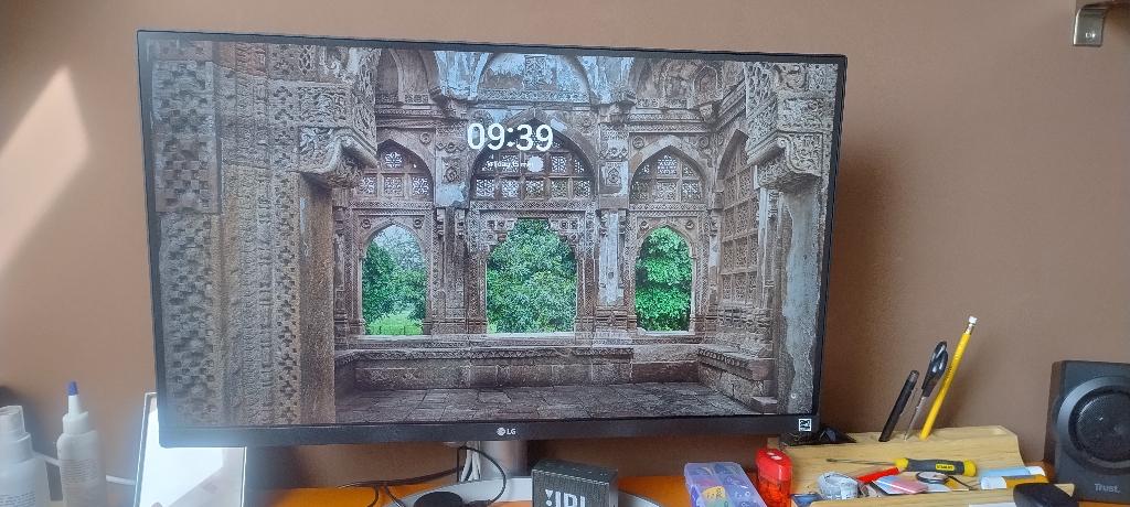 LG 27UP85NP, Gebruikt, IPS, In hoogte verstelbaar, Ultra HD (4K)