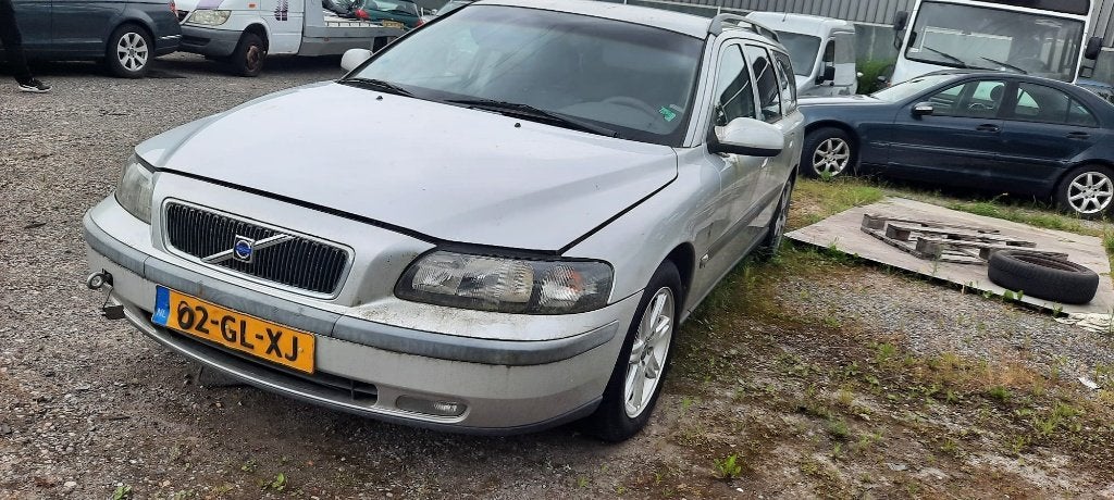 Volvo V70 2.4t   turbo Trekhaak  aut  onderdelen, Ophalen, Gebruikt, Volvo