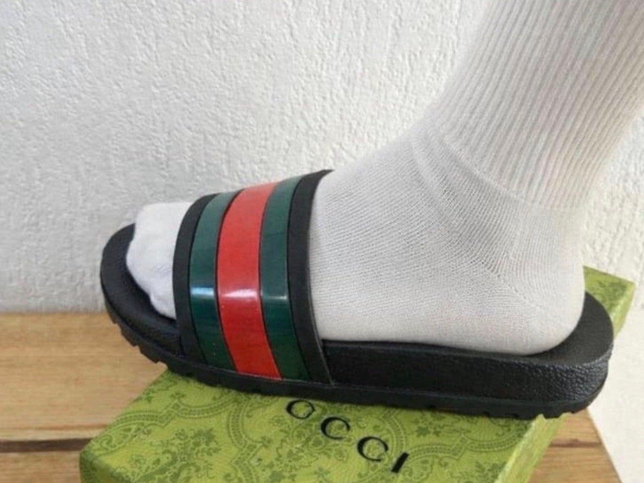 Gucci slippers maat 41, Ophalen of Verzenden, Gedragen, Zwart