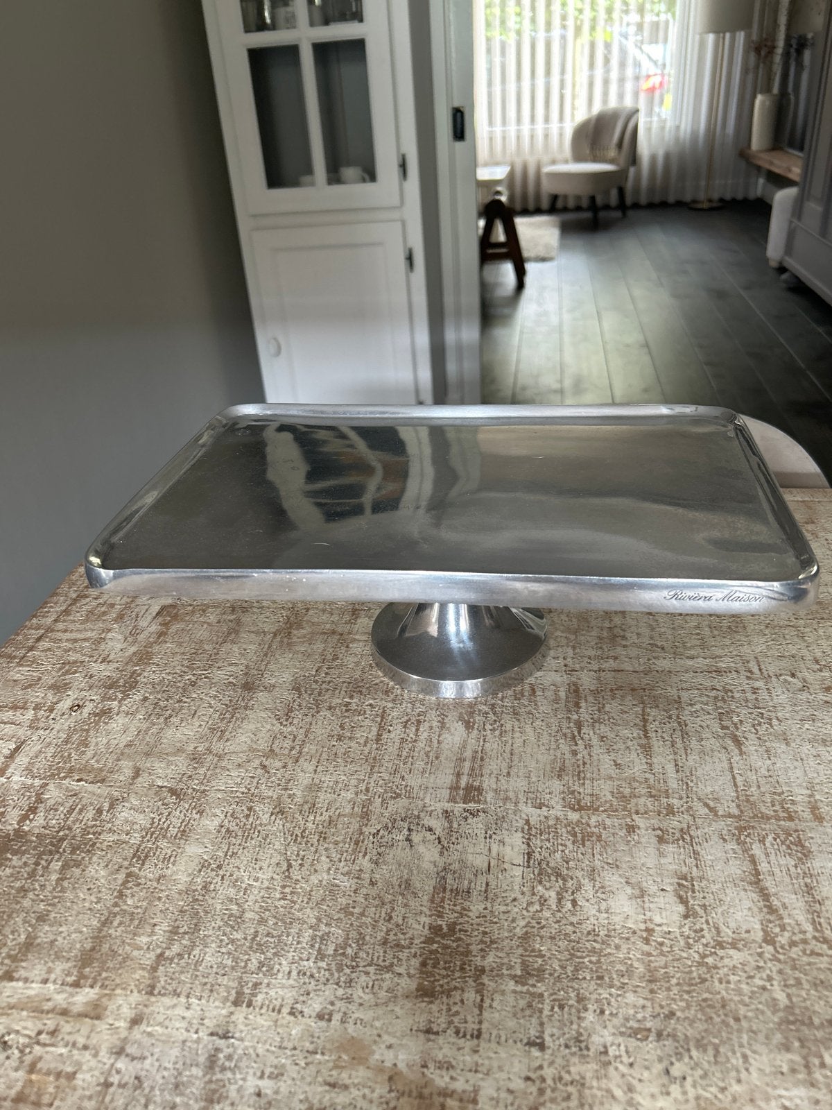 Etagère Rivièra Maison - Aluminium Taartplateau, Huis en Inrichting, Woonaccessoires | Etagères, Ophalen, Met standaard, Metaal