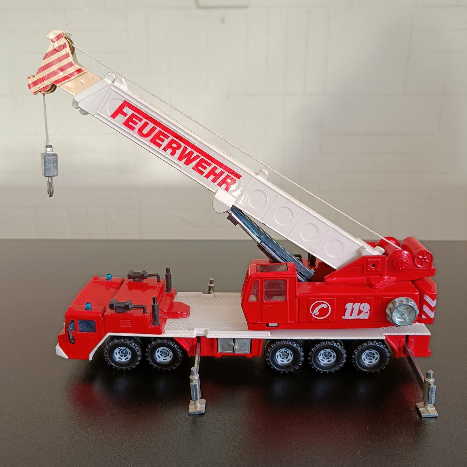 Siku Faum brandweer kraanwagen 1:50, Ophalen of Verzenden, Zo goed als nieuw, Hijskraan, Tractor of Landbouw, SIKU