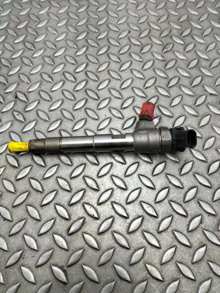 RENAULT KANGOO BRANDSTOF INJECTOR / VERSTUIVER H8201636333 2, Ophalen of Verzenden, Gebruikt, ARN erkend
