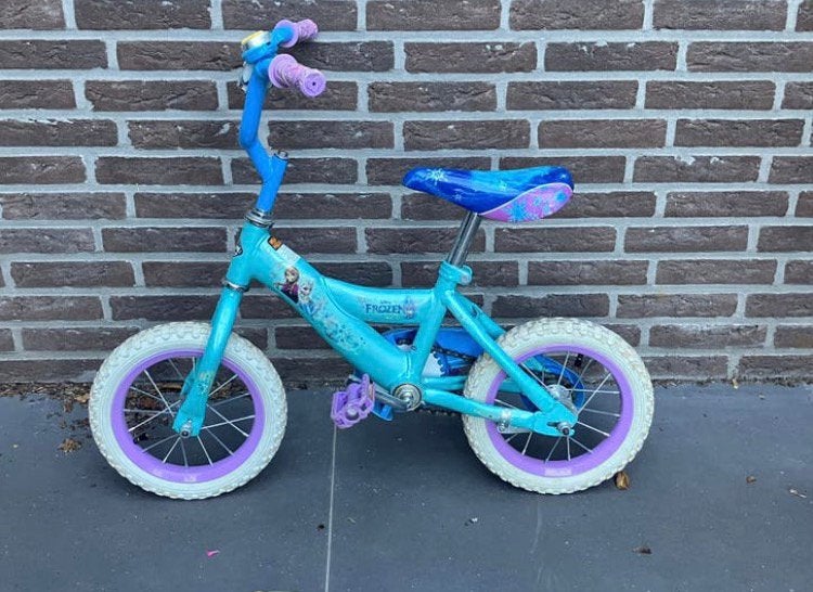 Frozen kinderfiets, Fietsen en Brommers, Fietsen | Kinderfietsjes, Ophalen, Zo goed als nieuw, Minder dan 16 inch