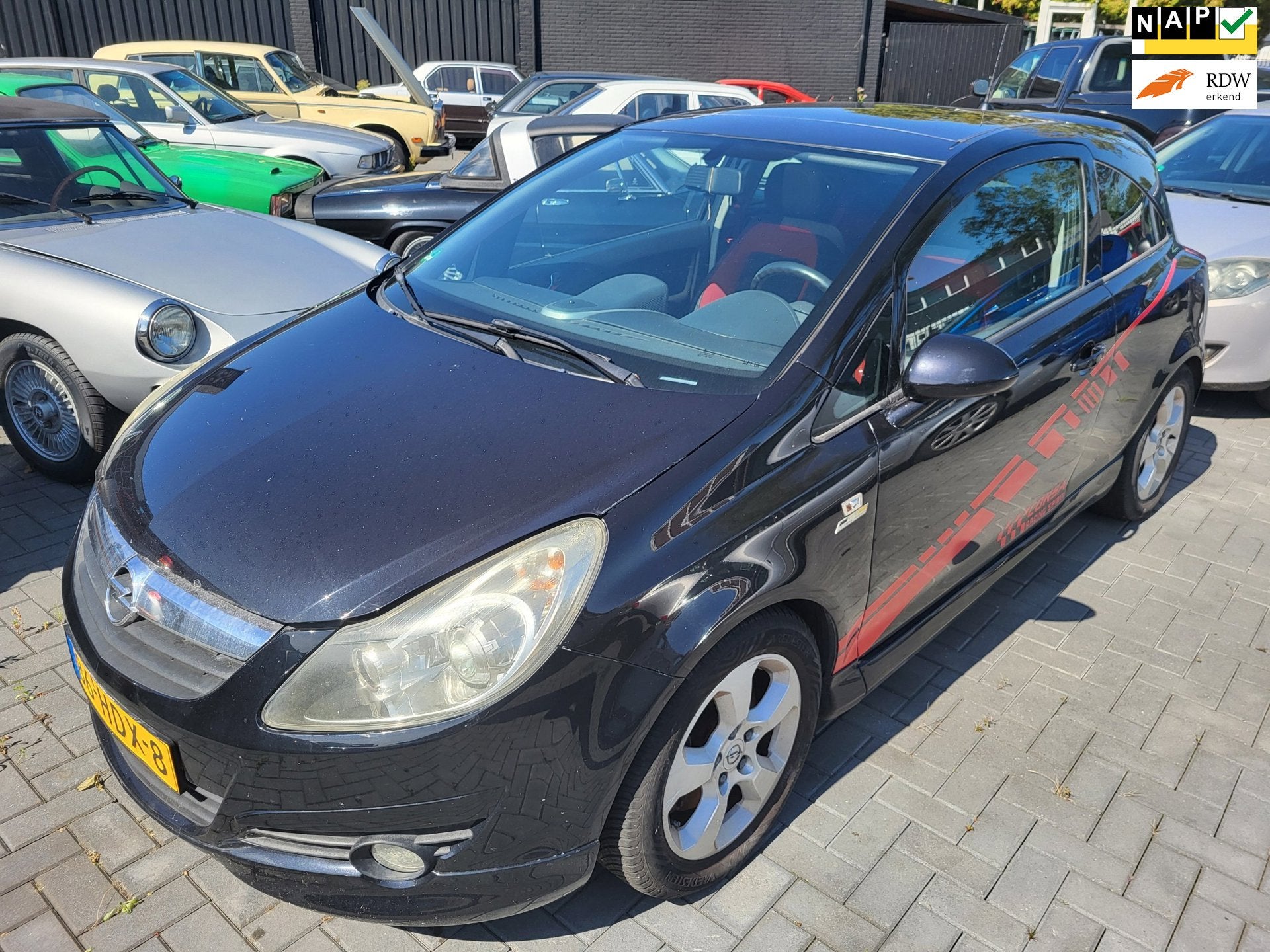 Opel Corsa 1.6-16V GSI 3drs turbo defect, Auto's, Stof, Gebruikt, Zwart, 4 cilinders