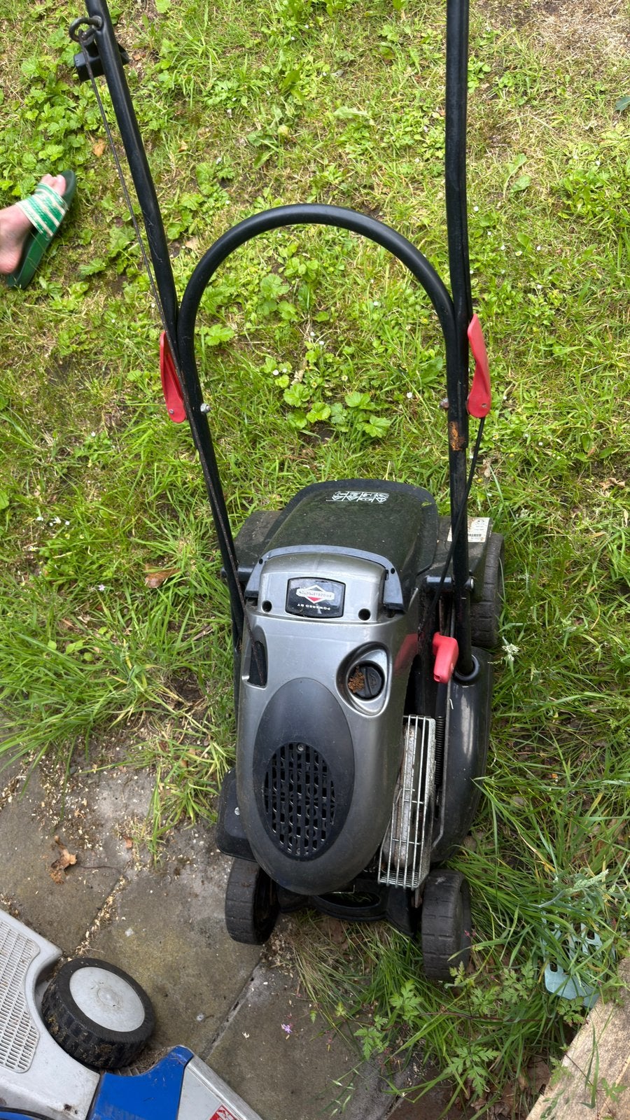 Briggs & Stratton grasmaaier - start niet, Ophalen, Gebruikt, Benzine-grasmaaier