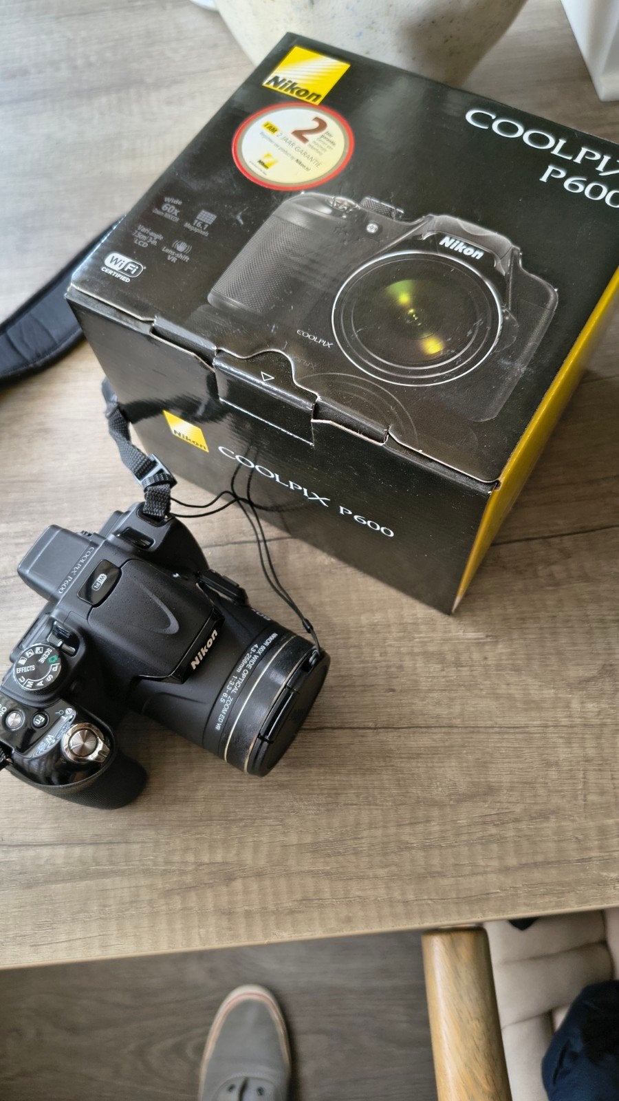 Nikon Coolpix P600 - 60x zoom, 16.1MP, incl. 3 accu's, Gebruikt, Ophalen of Verzenden, Accu, Nikon
