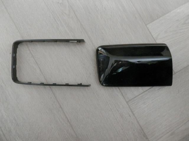 Spiegelkap links zwart Mercedes W124, nieuw, Auto-onderdelen, Spiegels, Ophalen of Verzenden, Nieuw, Mercedes-Benz