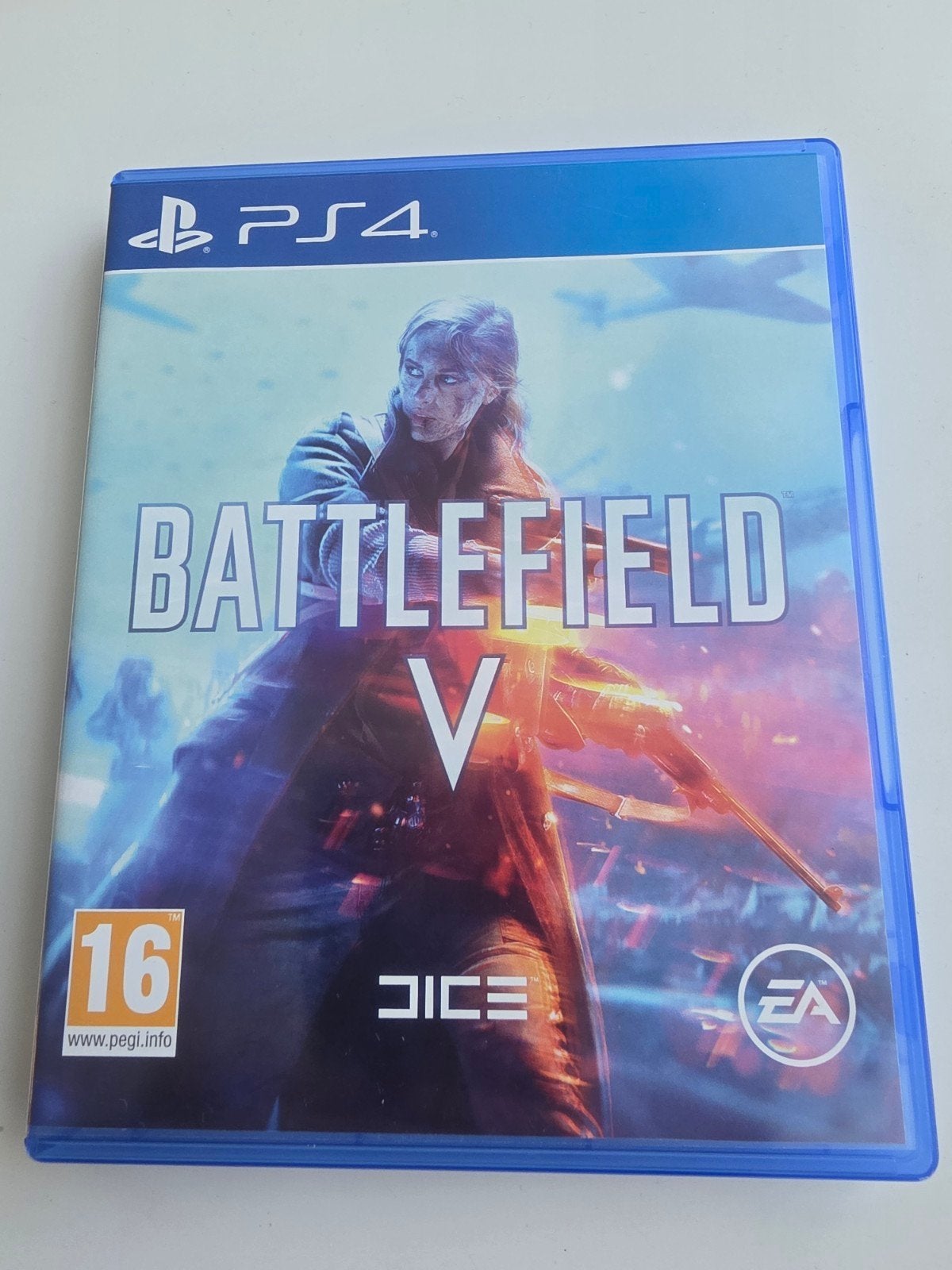 Battlefield 5 voor Playstation 4 en 5 Lees Goed Aub, Online, Shooter, Electronic Arts, EA Swiss Sàrl, Place du Molard 8, 1204 Genève, Zwitserland