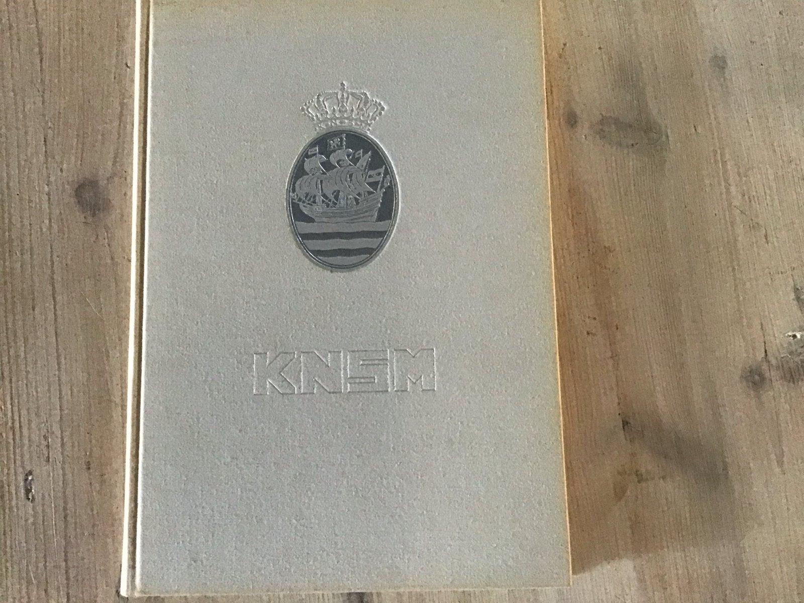 Gekroonde Koopvaart KNSM 1856-1956 - Ger. H. Knap, Boeken, Ophalen of Verzenden, Gelezen, Overige typen