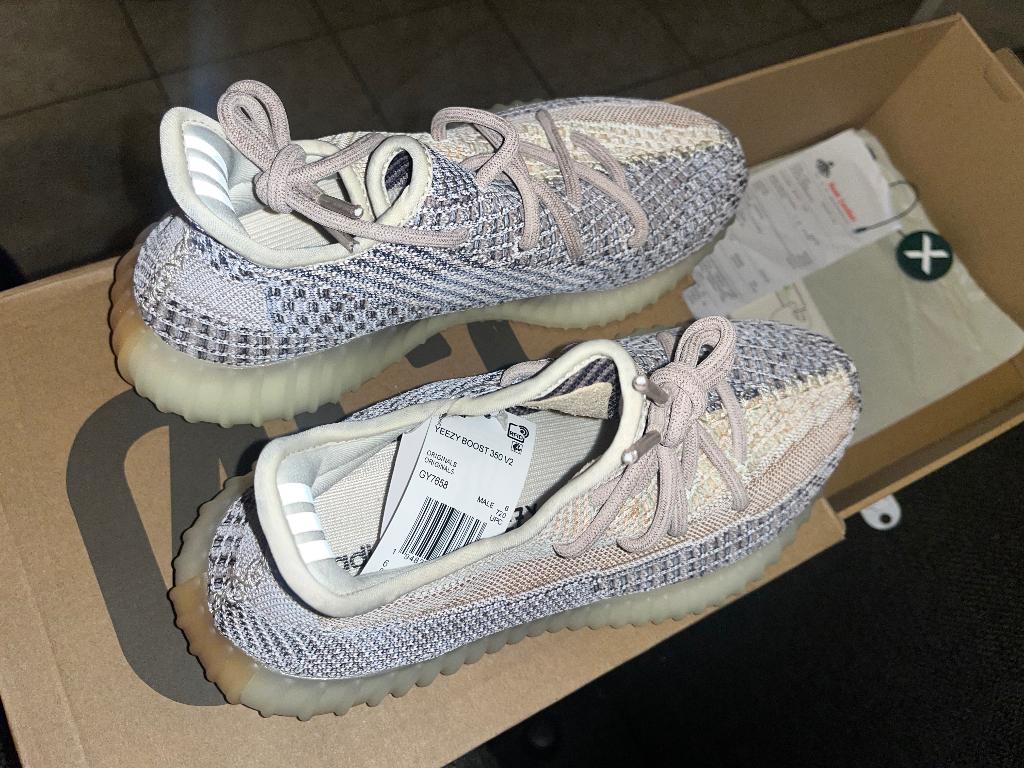 Yeezy boost, Kleding | Heren, Schoenen, Ophalen of Verzenden, Zo goed als nieuw