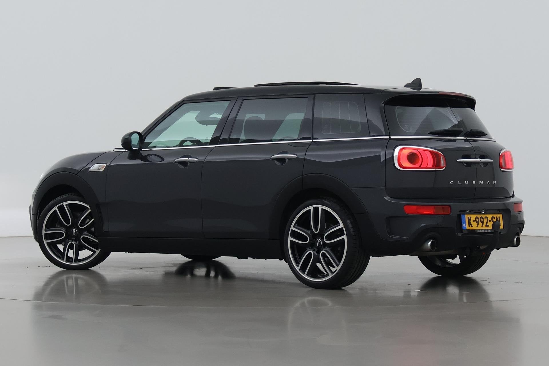 MINI Clubman 2.0 Cooper S Chili Serious Business | Panoramad, Auto's, Mini, 1998 cc, Gebruikt, Leder en Stof, 1365 kg