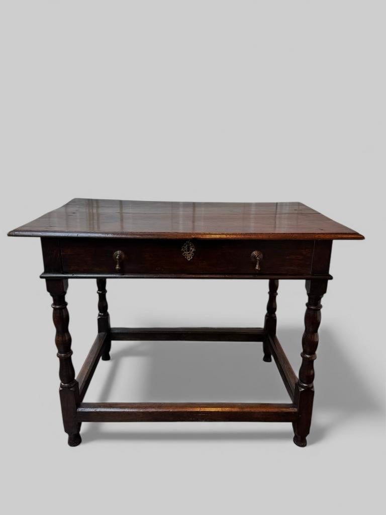 Prachtig origineel Engels wandtafeltje in eikenhout, ca. 168, Ophalen