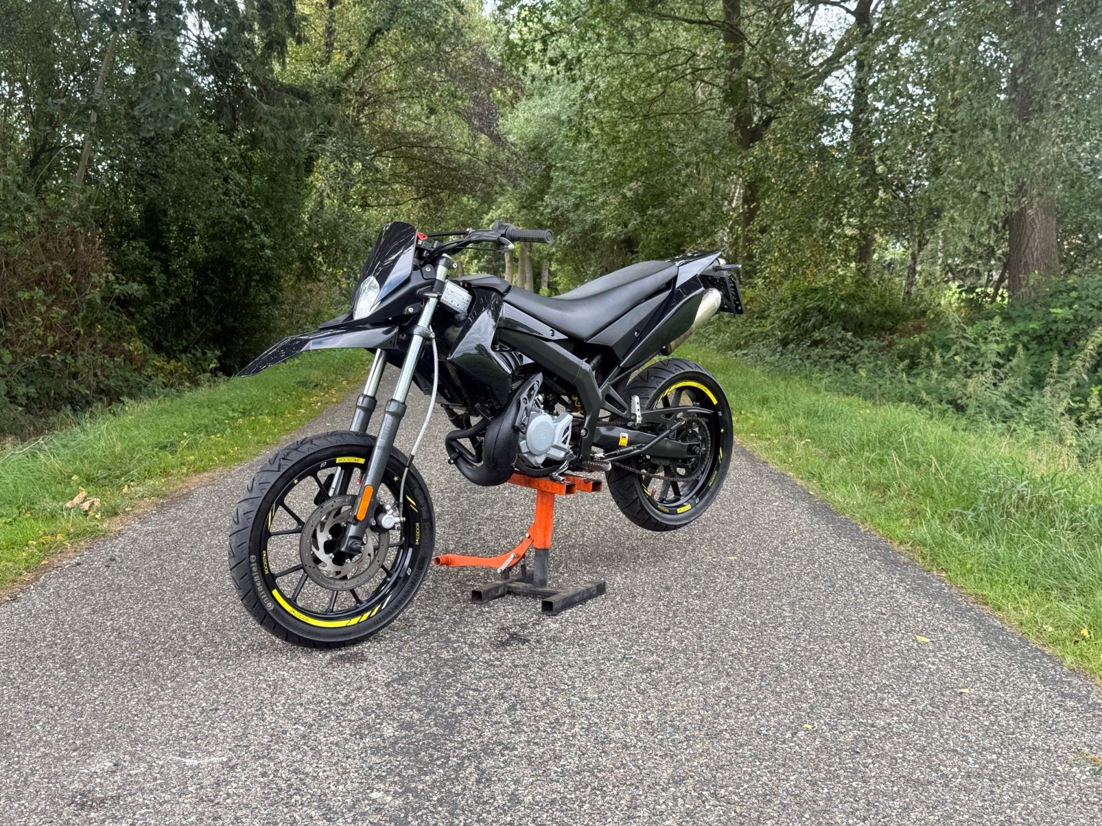 Derbi DRD XTREME 2015 GEREVISEERD BLOK TOPSTAAT 50cc, Ophalen, Zo goed als nieuw