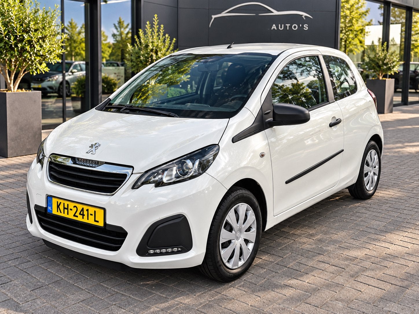 Peugeot 108 24.850KM NAP !!, Voorwielaandrijving, Stof, Wit, Handgeschakeld