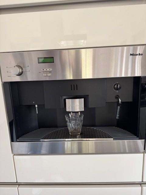 MIELE combi oven met koffiezetter, Ophalen, Gebruikt, 50 tot 100 cm, Minder dan 100 cm