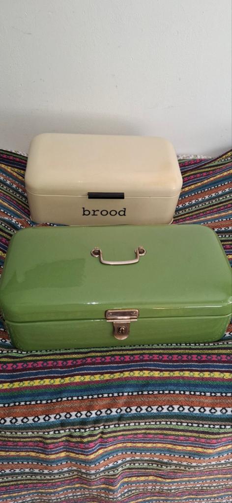 Twee vintage broodtrommels, Antiek en Kunst, Antiek | Emaille, Ophalen