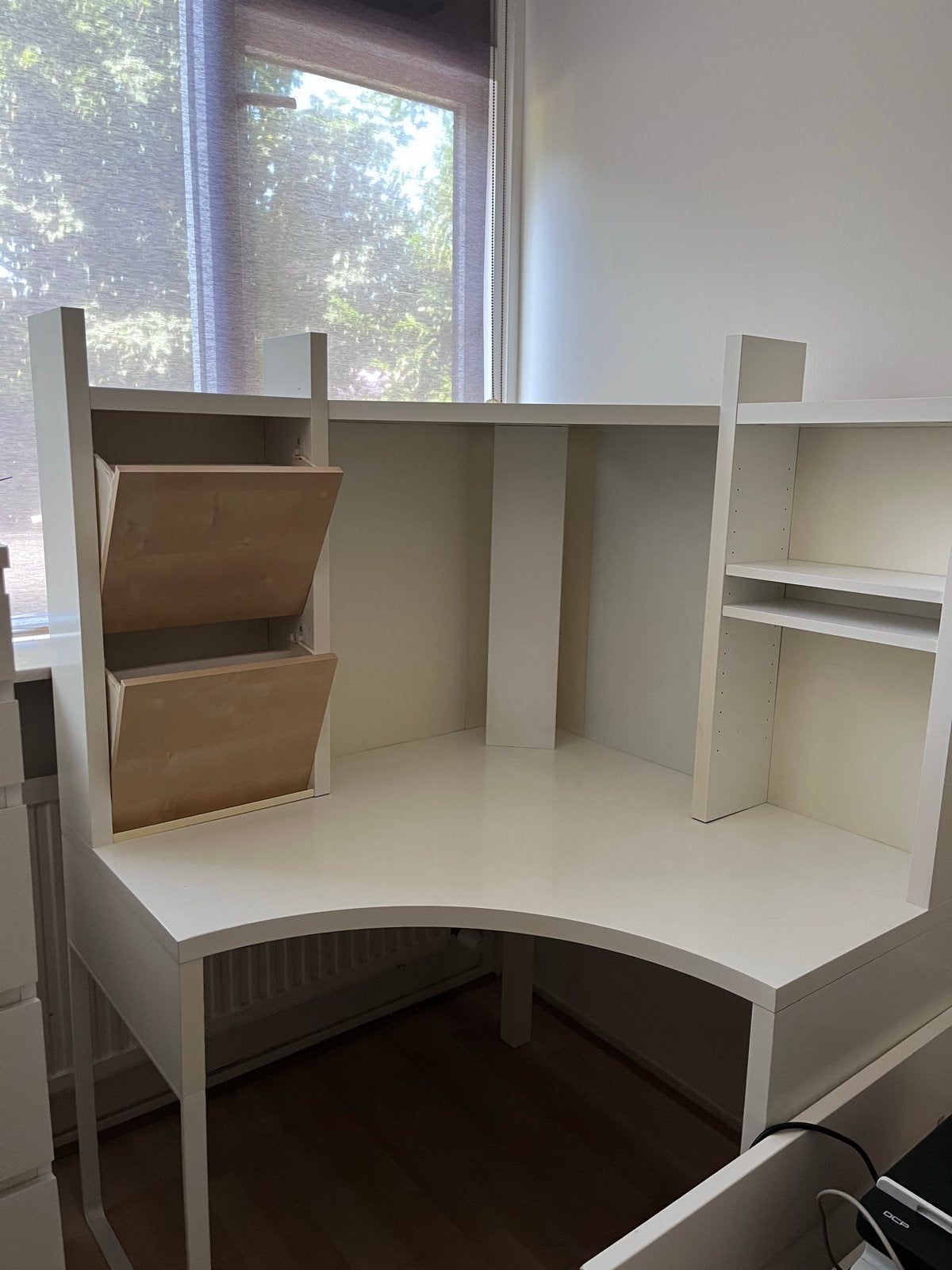 IKEA MICKE Hoekwerkplek / Bureau, Huis en Inrichting, Bureaus, Ophalen, Opbergruimte, Gebruikt, Spaanplaat of MDF