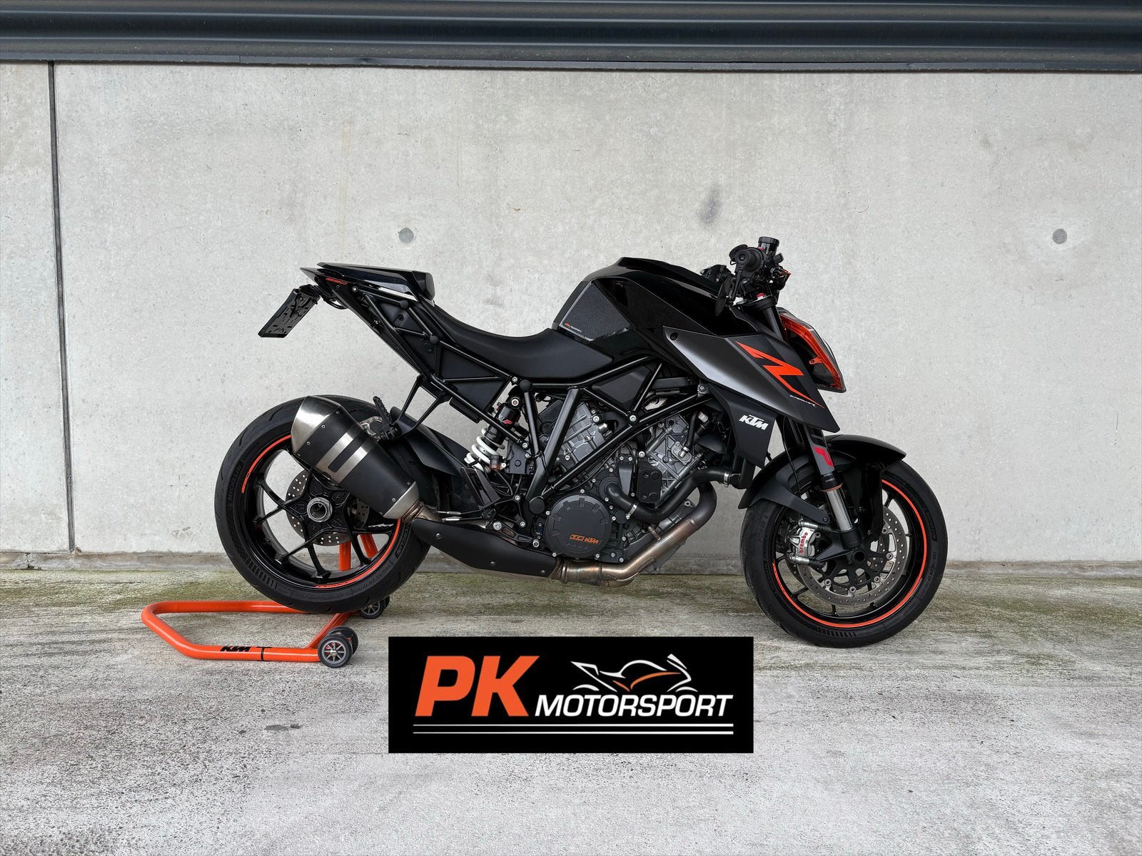KTM Super Duke 1290 R ⭐️ Veel Opties ️, 2 cilinders, KTM, Motorrijbewijs A, Bedrijf