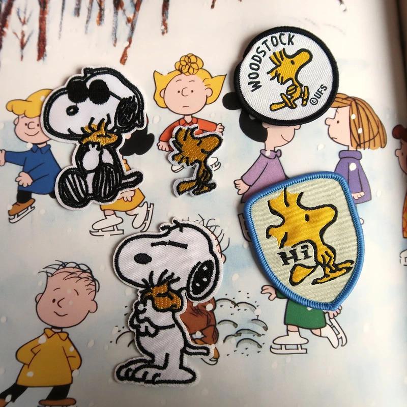 Snoopy Peanuts Strip patch badge appliqué, Set van 5, Verzenden, Snoopy, Nieuw, Kleding