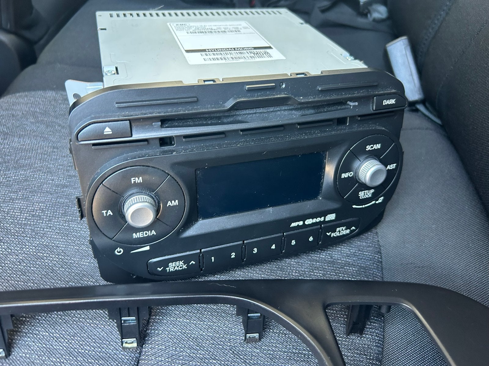 Kia picanto radio met frame - Zo goed als nieuw, Ophalen of Verzenden, Zo goed als nieuw