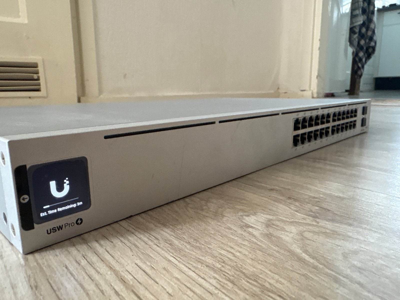 Ubiquiti UniFi Network Pro 24 PoE Switch, Ophalen of Verzenden, Gebruikt
