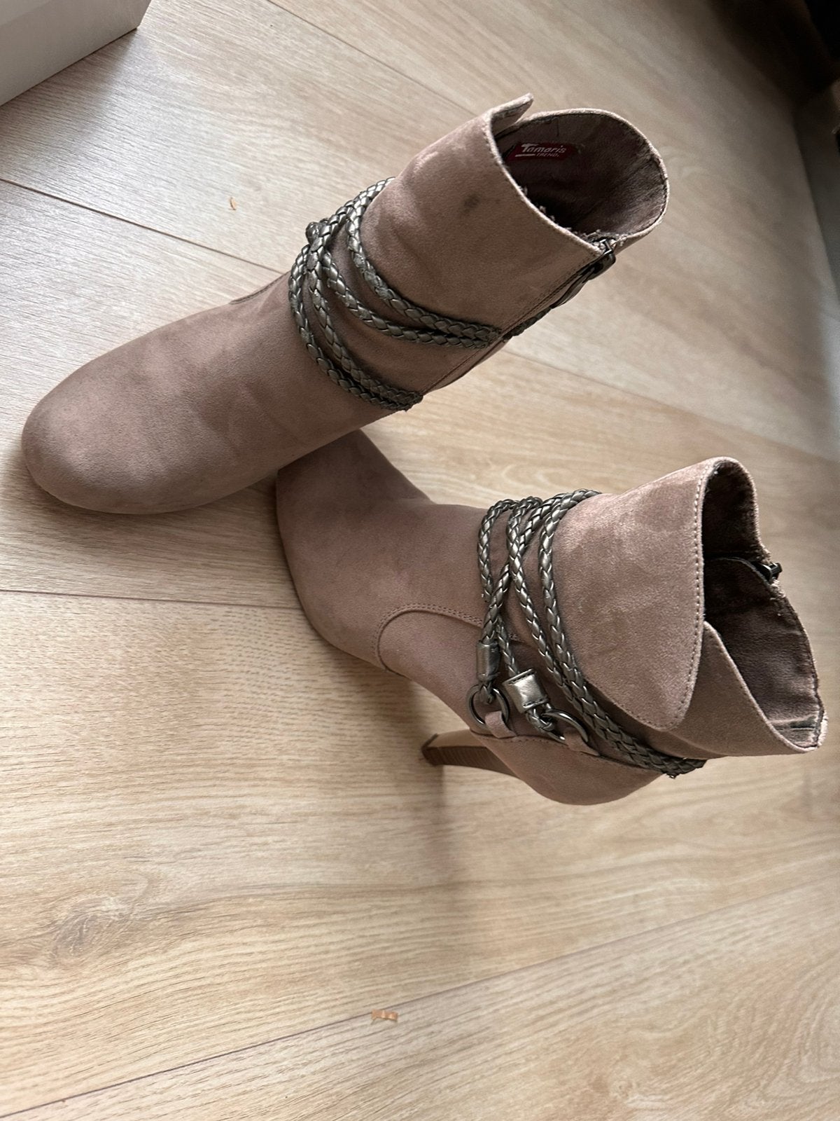 Dames laarze, Ophalen, Zo goed als nieuw, Zwart, Sneakers of Gympen