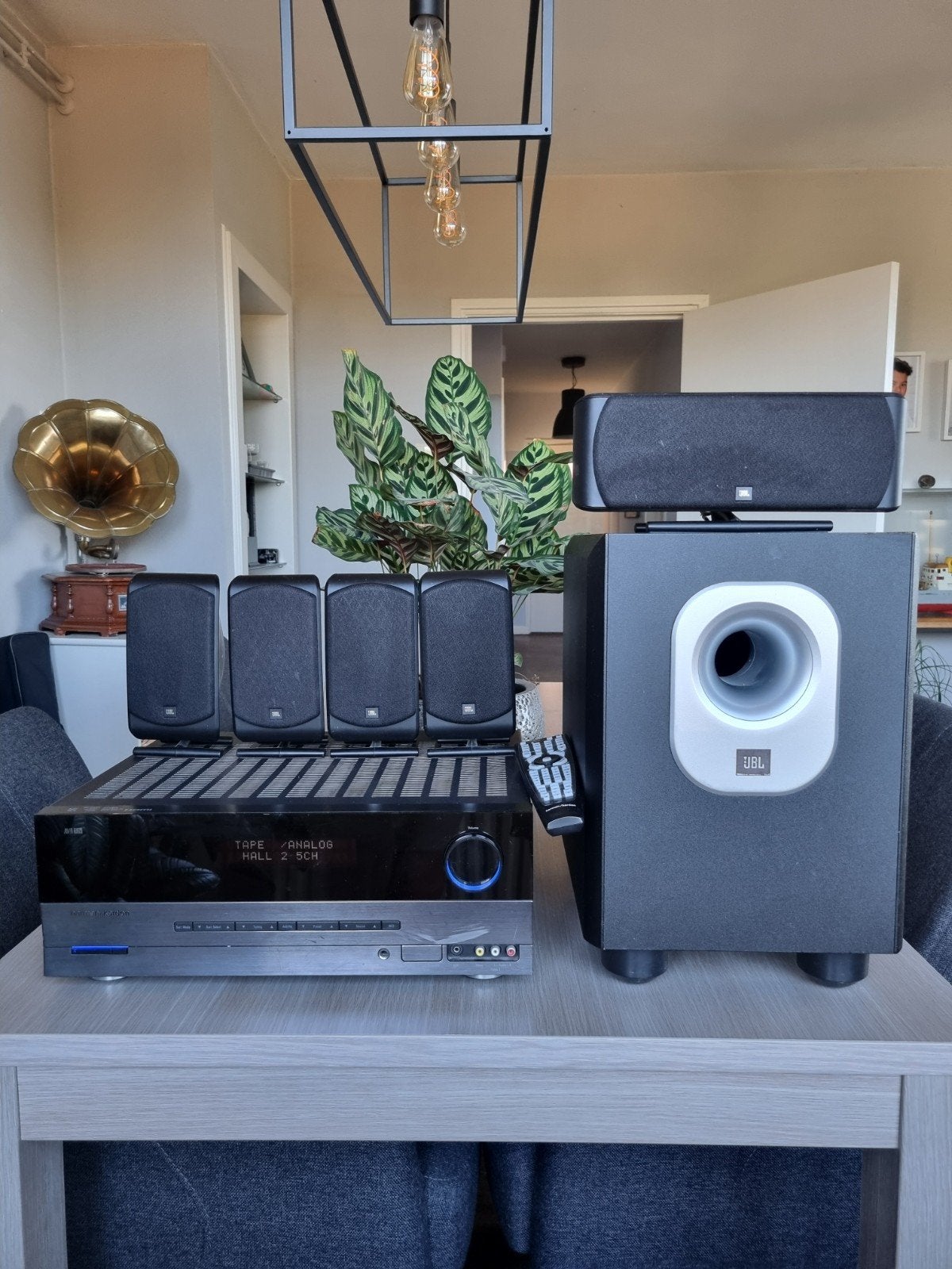 Harman Kardon AVR 139/230 Dolby Surroundset met JBL speakers, 70 watt of meer, Zo goed als nieuw, 5.1-systeem, Overige spelers