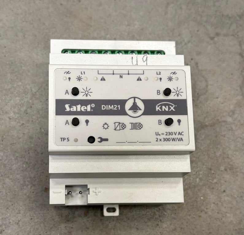 Satel KNX Dimmer DIM21 - 2x300W/VA, Ophalen, Gebruikt, Overige merken, Dimmer