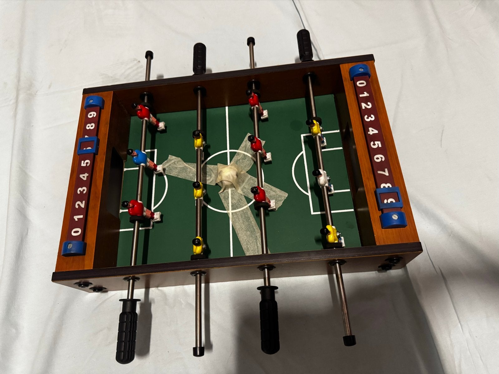 Mini tafelvoetbalspel - Compact en draagbaar, Ophalen of Verzenden, Gebruikt