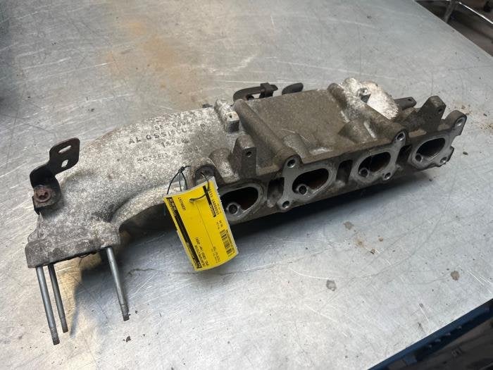 Inlaatspruitstuk van een Opel Corsa, Auto-onderdelen, Gebruikt, -, -, Opel