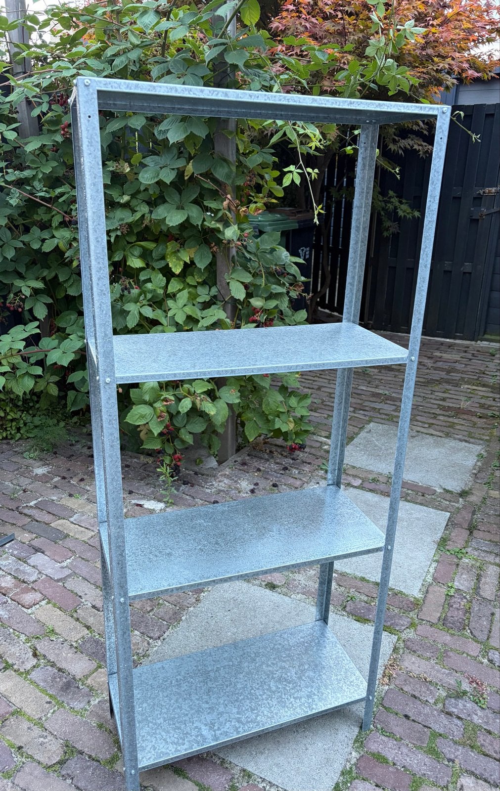 Metalen rek met 3 planken, Ophalen, Zo goed als nieuw