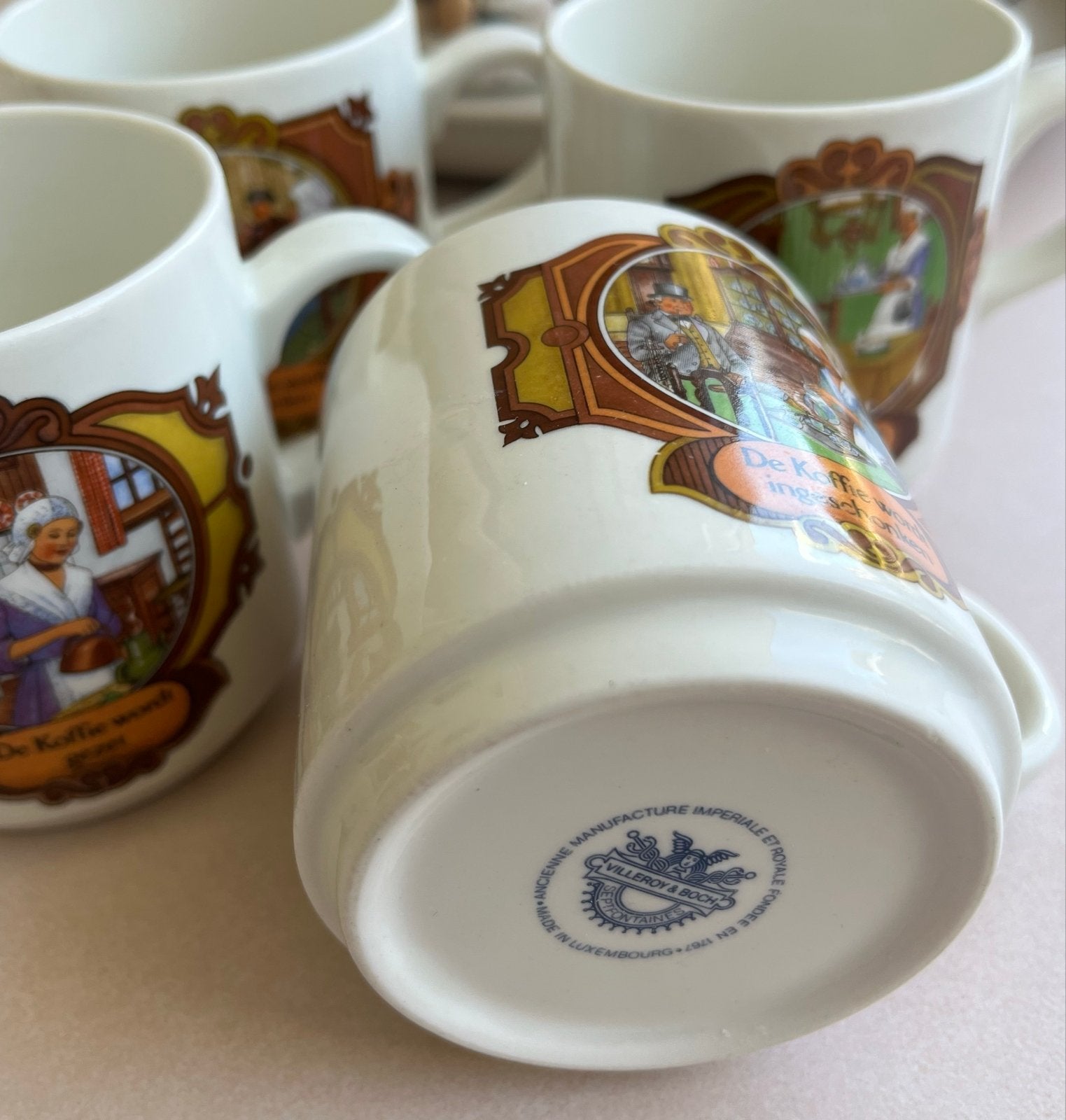 Villeroy & Boch Douwe Egberts mokken -set van 4, Ophalen, Keramiek, Villeroy & Boch, Vintage