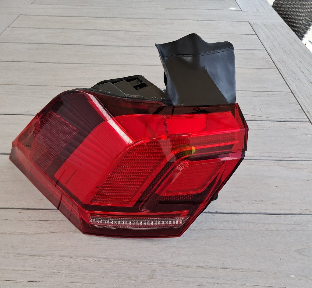 OEM achterlicht VW Tiguan, Ophalen of Verzenden, Gebruikt, Volkswagen
