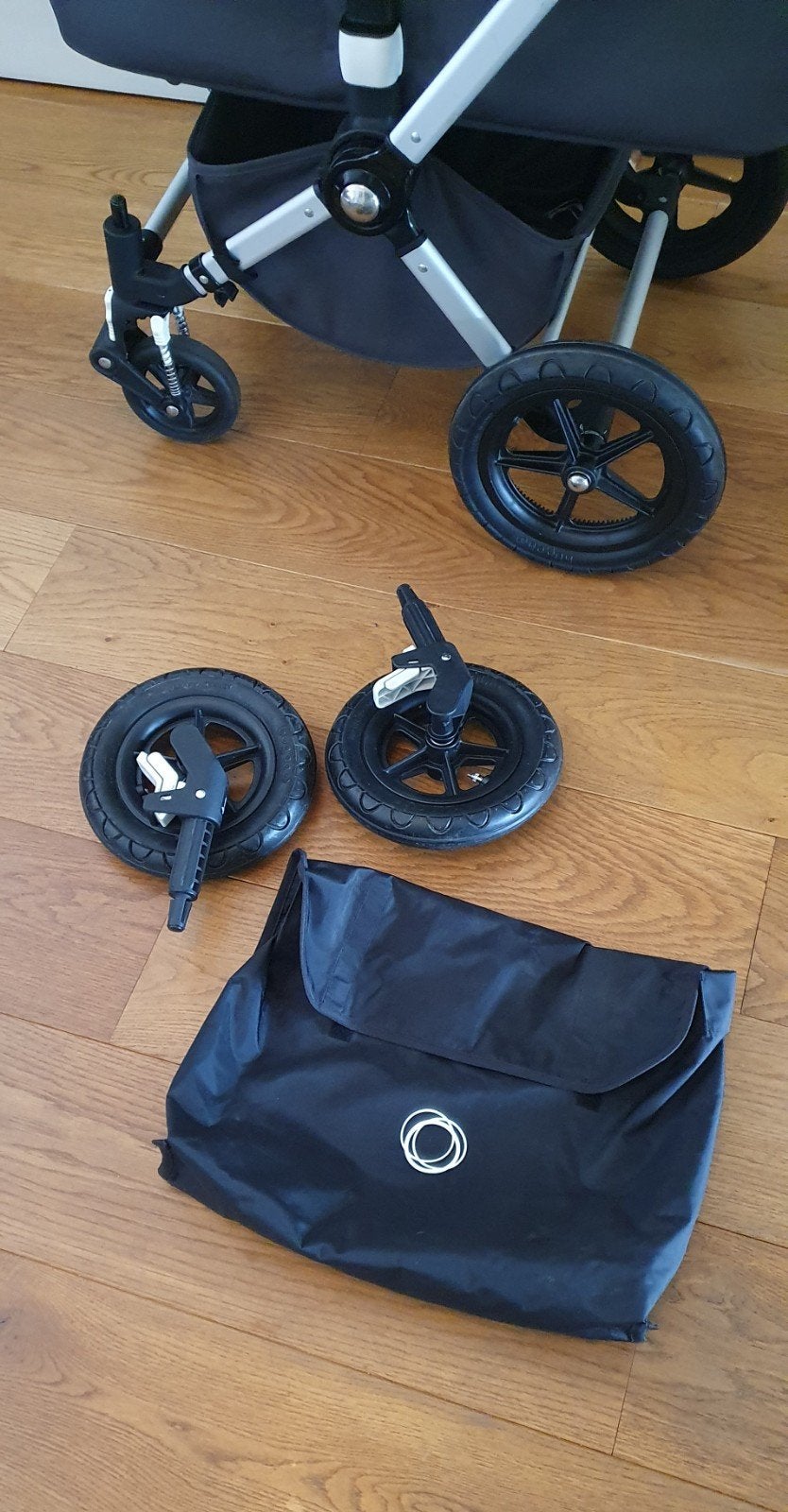 Foto 7 van Mooie Bugaboo Cameleon 2 Combi kinderwagen met accessoires