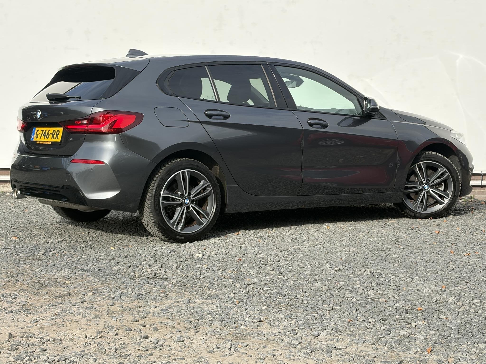 BMW 1-serie 118i Executive Edition Automaat ORG NL, Draadloo, Auto's, Gebruikt, Leder en Stof, Origineel Nederlands, Bedrijf